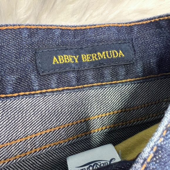 👖|•LUCKY BRAND•| Abbey Bermuda Frayed Cuff Jeans Shorts Size 10/30👖 - Picture 7 of 8